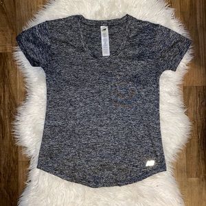 New balance dri fit top XS